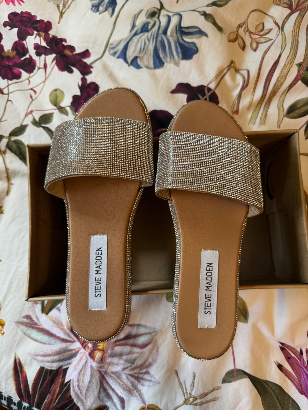 Steve Madden Altered Sandals Size 7 - Rhinestone